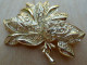 Broc-191 Broche Imposante En Métal Doré Ouvragé De 75mm/60mm, Poids=34,40g - Andere & Zonder Classificatie