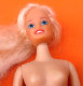 Delcampe - Poupée Blonde Cheveux Long (style Barbie) - Other & Unclassified