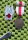 Delcampe - Medaile Rode Kruis Mini Met Dasspeld En Speldje,W.v.Veluw.bv Zeist  . -  Original Foto  !!  Medallion  Dutch - Other & Unclassified