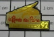 1920 Pin's Pins / Beau Et Rare / THEME : SPORTS / CYCLISME TOUR DE FRANCE 1992 LA RONDE DES PAINS Et Des Seringues !!! - Radsport