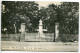 CPA Egypte - PORT SAID Place De Lesseps ( Monument Statue ) Non écrite * Edition D.J.L. - Port Said