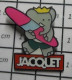 1920  Pin's Pins / Beau Et Rare / ALIMENTATION / ROI BABAR SURF PAIN GRILLE JACQUET - Lebensmittel