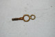 C210 Ancienne Mini Clef Pour Remontoir - Antiek Gereedschap