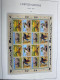 Delcampe - UNO Wien 1989-2013 Bogen Sammlung Postfrisch 64 Bögen In Leuchtturm Klemmbinder - UNO
