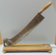 Delcampe - -JOLI ANCIEN COUPE PAIN BOIS Et METAL Jus De Grenier Belle Patine Cuisine     E - Ancient Tools