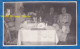 Photo Ancienne Snapshot - CANCALE - Femme & Homme Au Restaurant - 1931 - Assiette Sel Et Poivre Café Decor Deco Bretagne - Objetos