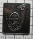 1920 Pin's Pins / Beau Et Rare / MILITARIA / GRAND PINS COR DE CHASSE CROIX DE LORRAINE CHARDON 17e CHASSEURS - Militaria