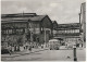 Berlin: BÜSSING AUTOBUS, 2 OLDTIMER AUTO'S  - Bahnhof Friedrichstraße  - (DDR) - Voitures De Tourisme