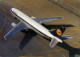 Ansichtskarte  Flugwesen - Flugzeuge Lufthansa Auf Der Startbahn 1988 - 1946-....: Modern Tijdperk