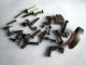 Delcampe - Lot De Petites Pieces / Vis  Principalement Pour  British Lee Enfield Etc - Sammlerwaffen