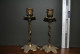 2 Anciens Bougeoirs En Cuivre Ou Laiton Style Rococo à Fleurs (H 17.5 Cm) Luminaire Candélabre Chandelier Bougie Bronze  - Candelabri E Candelieri