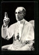 AK Papst Pius XII. Sitzend Mit Segnender Handpose  - Papes