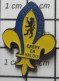 2020 Pin's Pins / Beau Et Rare / POLICE / POLICE MUNICIPALE CREPY EN VALOIS FLEUR DE LYS - Police