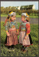 Marken - Twee Kleine Meisjes - Deux Petites Filles - Klederdracht (NL) , Costumes Typiques - Marken