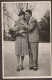 1943 Un Couple Romantique - Le Numéro De Téléphone Sur Le Dos ... - Paare