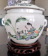 CHINE : XIXème Pot Couvert En Porcelaine Polychrome Famille Verte - Arte Asiático