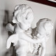 Delcampe - Capodimonté : Statue Porcelaine : Deux Amours Se Disputant Un Cœur Falconet - Capodimonte (ITA)