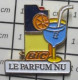 2120 Pin's Pins / Beau Et Rare /  PARFUMS / BRIQUET COCKTAIL. BLEU BIC LE PARFUM NU - Parfum