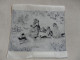 ANCIEN RUBAN TISSE ( 19,5 X 19,5 Cm) - SPECIALITE DE ST ETIENNE : Scène Animée - Enfants Chevauchant Un Tronc - Teppiche & Wandteppiche