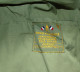 Delcampe - IMPERMEABLE REGLEMENTAIRE POUR OFFICIER  DE L'ARMEE FRANCAISE DE 1965 AVEC CEINTURE , TAILLE MILITAIRE 112 GM  SOIT TAIL - Equipaggiamento