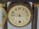 Delcampe - -ANCIENNE PENDULETTE STYLE EMPIRE ANNEES 50 A RESTAURER Sortie De Grenier    E - Clocks