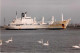 Delcampe - Lot De 100 BATEAUX DE COMMERCE - Photos Couleur Format CPM Cargo Ferry Merchant Ship Tanker Carrier Boats 1980-2000 - 100 - 499 Postkaarten