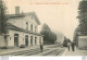 FAREMOUTIERS POMMEUSE LA GARE AVEC LE TRAIN - Faremoutiers