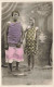 Le Roseau , La Dominique , Antilles * Carte Photo * Deux Types Du Village , La Mode 1926 * Antilla - Dominica