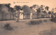 République Centrafricaine BANGUI Intérieur Du Village édition Nels (Scan R/V) N° 74 \MP7166 - Central African Republic