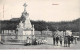 92. N°206241. Bagneux. Place Dampierre. Monument Du Commandant - Bagneux