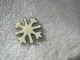 PIN'S    FLOCON DE NEIGE - Sports D'hiver