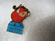 PIN'S    WALT DISNEY  HOME VIDEO  LE ROI LION  PUMBAA - Disney