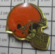 216c Pin's Pins / Beau Et Rare / SPORTS / CASQUE DE FOOTBALL AMERICAIN TOUT ORANGE - Calcio