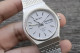Vintage Bulova 1980sTextured Dial Men Quartz Watch Swiss Made Round Shape 38mm - Horloge: Antiek