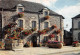 56 ROCHEFORT-EN-TERRE   Place Du Puits Maison Aux Géranium   (Scan R/V) N°   11   \MS9025 - Rochefort En Terre