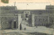 94 - Maisons Alfort - Entrée Du Fort De Charenton - Animée - Correspondance - CPA - Oblitération Ronde De 1911 - Voir Sc - Maisons Alfort