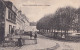 A10-02) FERE EN TARDENOIS - AISNE -  LA PLACE  - ANIMEE - HABITANTS - ( 2 SCANS ) - Fere En Tardenois