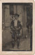 CARTE PHOTO - Homme En Costumes - Carte Postale Ancienne - Photographs