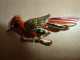 Broche Oiseau Aux Couleurs Chatoyantes Façon émaux Orange,rouge Et Noir Sur Métal Doré De 69mm/30mm,oeil Avec Brillant - Altri & Non Classificati