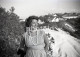 Delcampe - 10 SLIDES SET 1960 COUPLE MAN WOMAN FEMME PLAGE BEACH 90mm ORIGINAL AMATEUR NEGATIVE NOT PHOTO NO FOTO - Autres & Non Classés