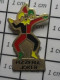 713A Pin's Pins / Beau Et Rare : ALIMENTATION / PIZZA PIZZERIA JOKER FOU BOUFFON - Lebensmittel