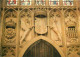 Angleterre - Cambridge - King's College Chapel - A Dragon And Greyhound Support The Arms Of Henry VII In The Antechapel  - Cambridge