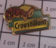 713A Pin's Pins / Beau Et Rare : ALIMENTATION / CROUSTILLANT PAIN AU CHOCOLAT CROISSANT - Food