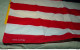 FOULARD EN DRAPEAU AMERICAIN , 100 % COTON  ,DIMENSION 53 CM  X 53 CM ,BON ETAT VOIR PHOTOS . POUR TOUT RENSEIGNEMENT ME - Stoffabzeichen