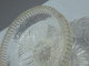 Delcampe - -ANCIEN COMPOTIER VERRE Moulé Avec Une GUIRLANDE De GUI Au Fond Déco Table    E - Glass & Crystal