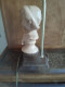 Delcampe - Sujet Plâtre Ou Terre Cuite Statue Buste Jeune Garçon Pied De Lampe - Gesso