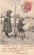 ENFANTS - Des Sœurs S'amusant Ensemble - Carte Postale Ancienne - Scènes & Paysages