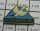 611B Pin's Pins / Beau Et Rare / ANIMAUX / OISEAU BLANC COLOMBE NEUENBERG - Animals