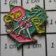 819 Pin's Pins / Beau Et Rare / SPORTS / FILLES EN BODY ROSE GYM CLUB GYMNASTIQUE - Ginnastica