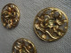 Delcampe - Ancien - 3 Boutons En Laiton Ajouré Fleurs De Lys Art Nouveau - Knöpfe